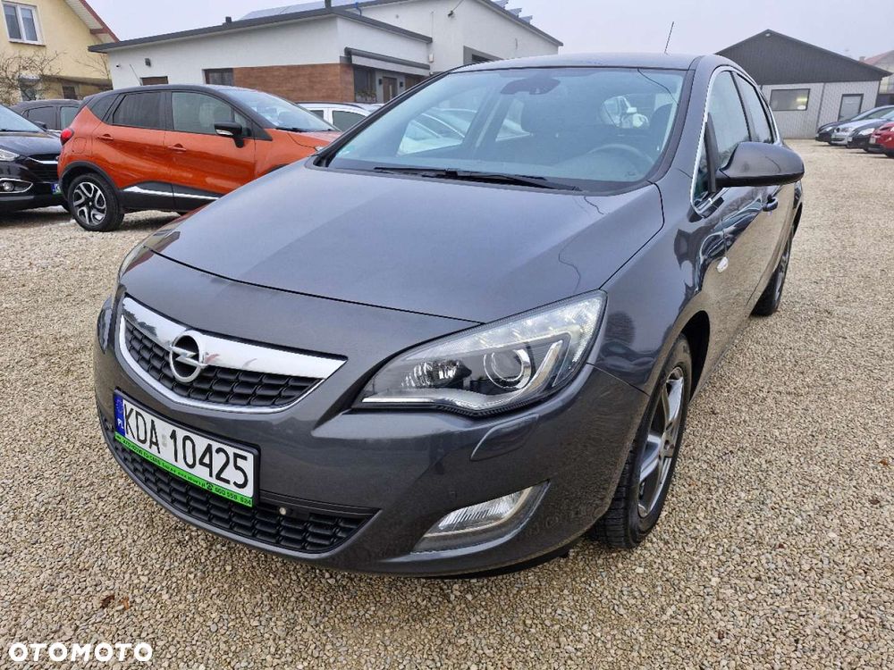 Opel Astra 1.4 Turbo Cosmo - 3