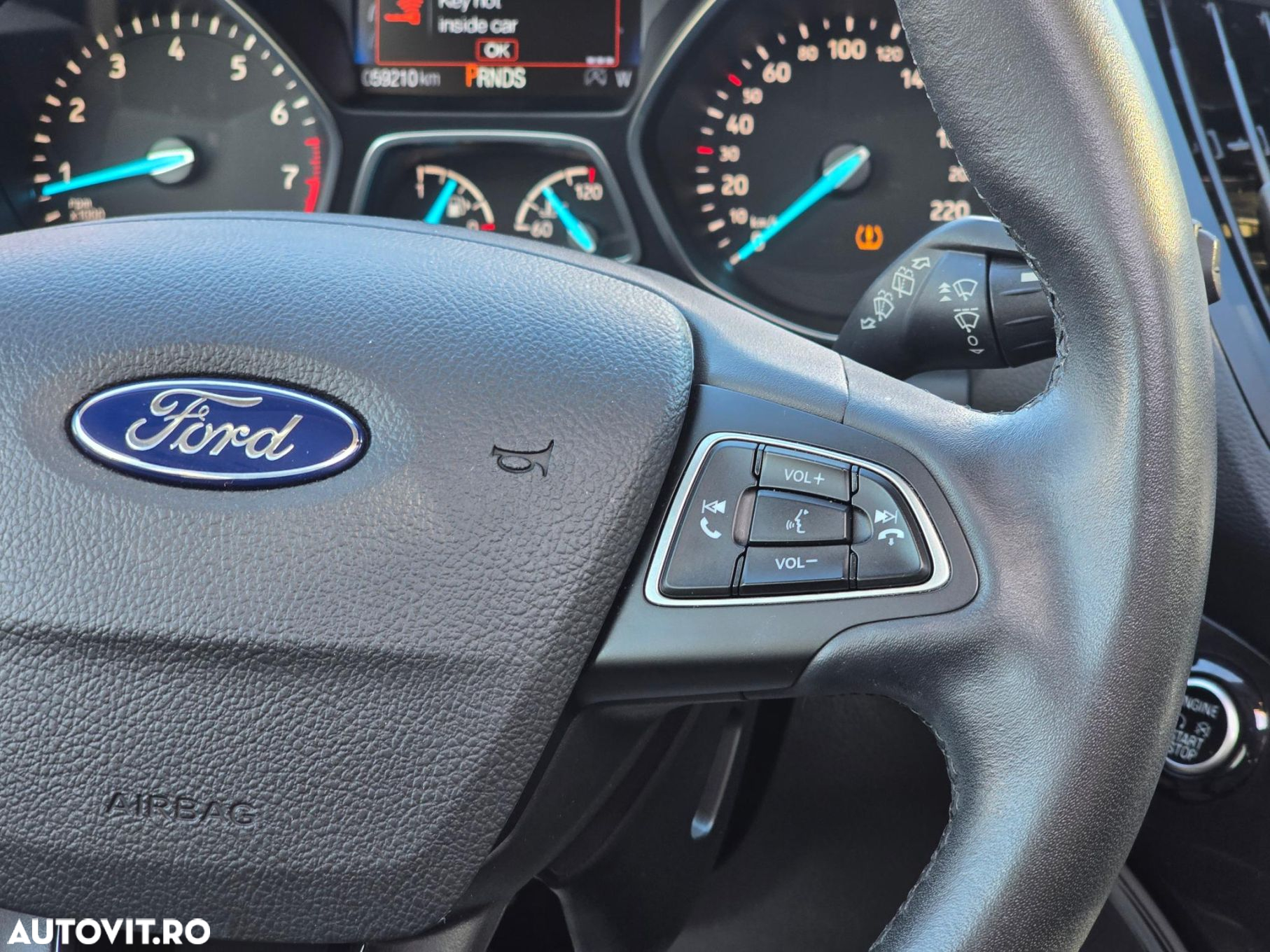 Ford Kuga - 18