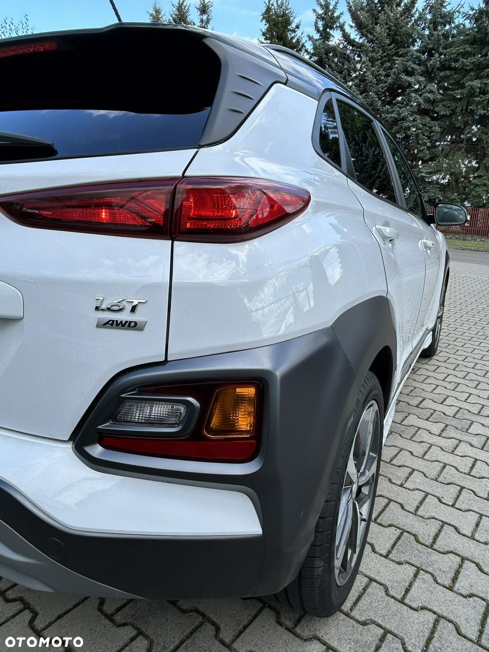 Hyundai Kona 1.6 T-GDI DCT 4WD Style - 13