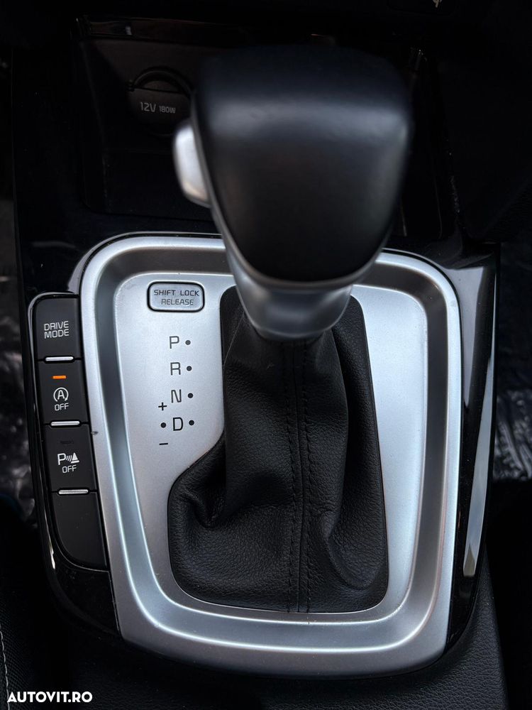 Kia Ceed 1.6 DSL MHEV 7DCT HP GT Line - 4