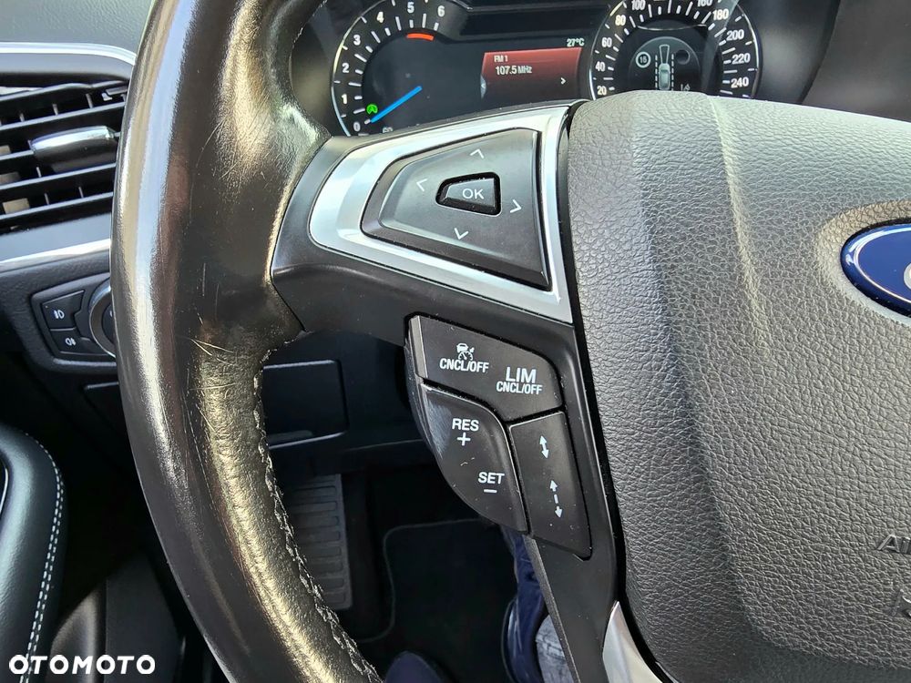 Ford S-Max 2.0 EcoBlue Titanium - 31