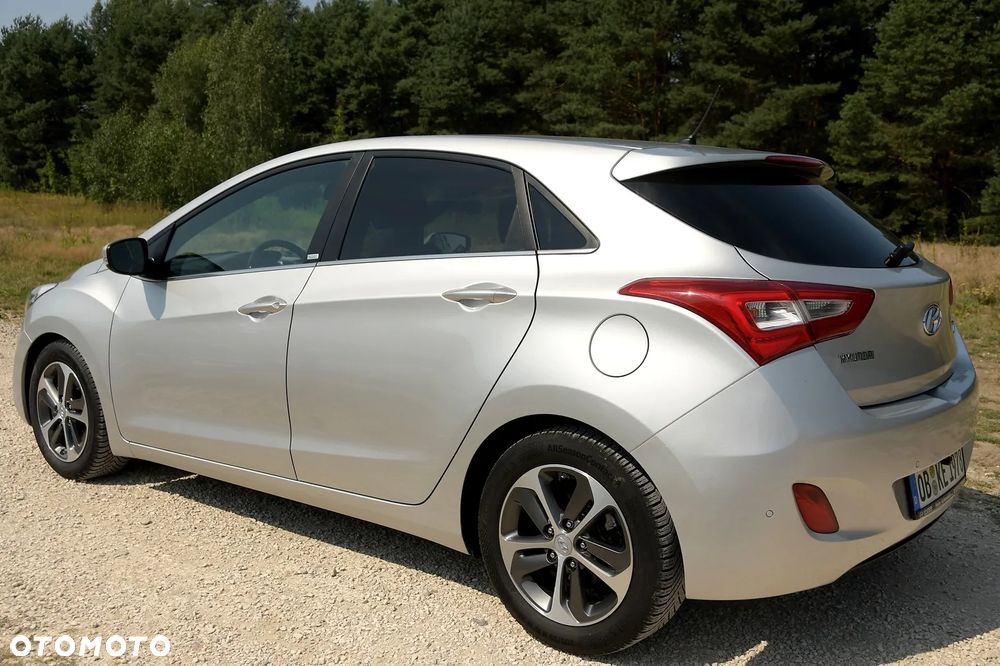 Hyundai i30 blue 1.6 GDI Passion - 4