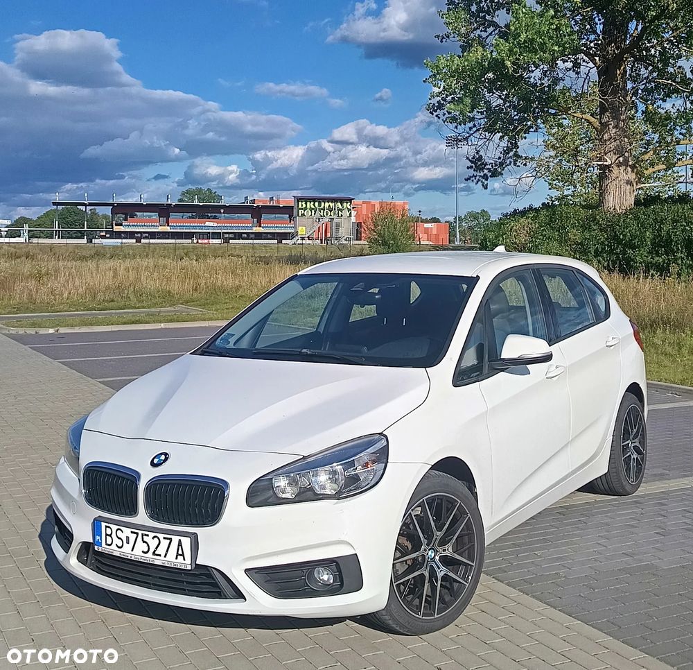 BMW Seria 2 218d - 1