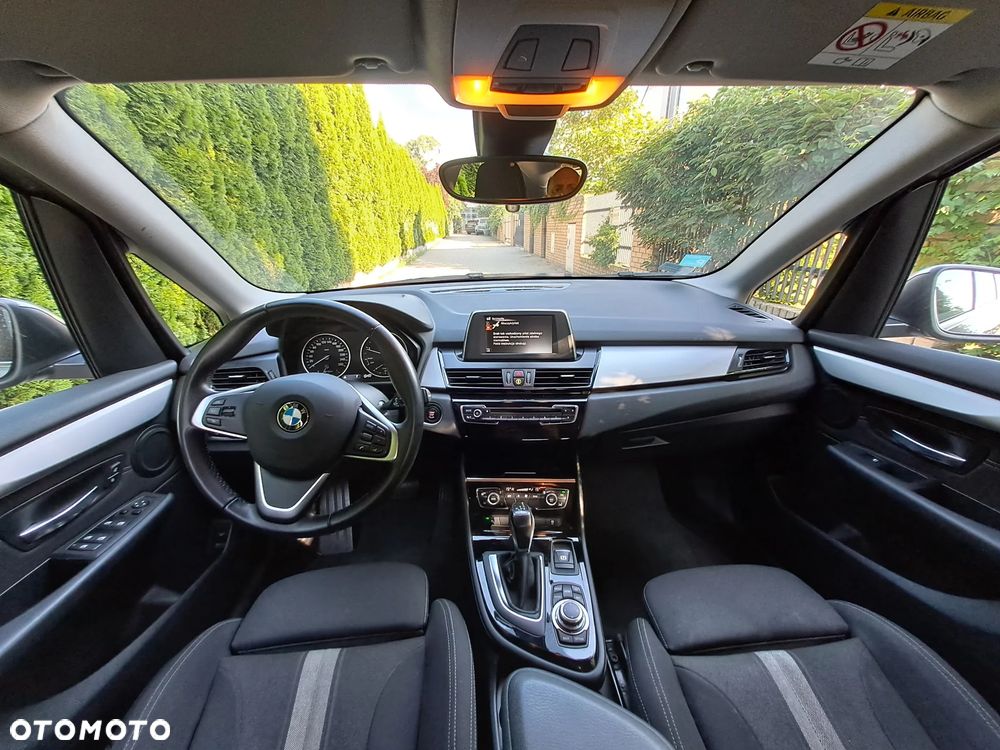BMW Seria 2 218d Advantage - 9