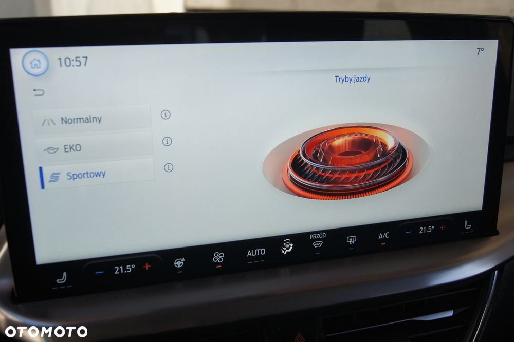 Ford Focus 1.5 EcoBlue STart-Stopp-System TITANIUM X - 30