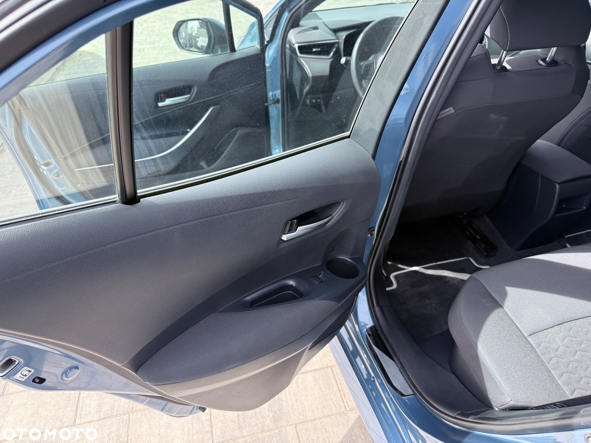 Toyota Corolla - 10