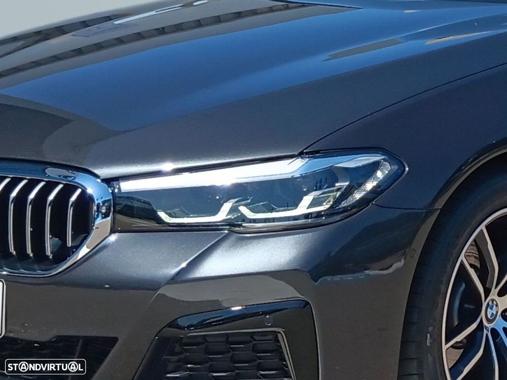 BMW 520 d Pack Desportivo M Auto — photo 3