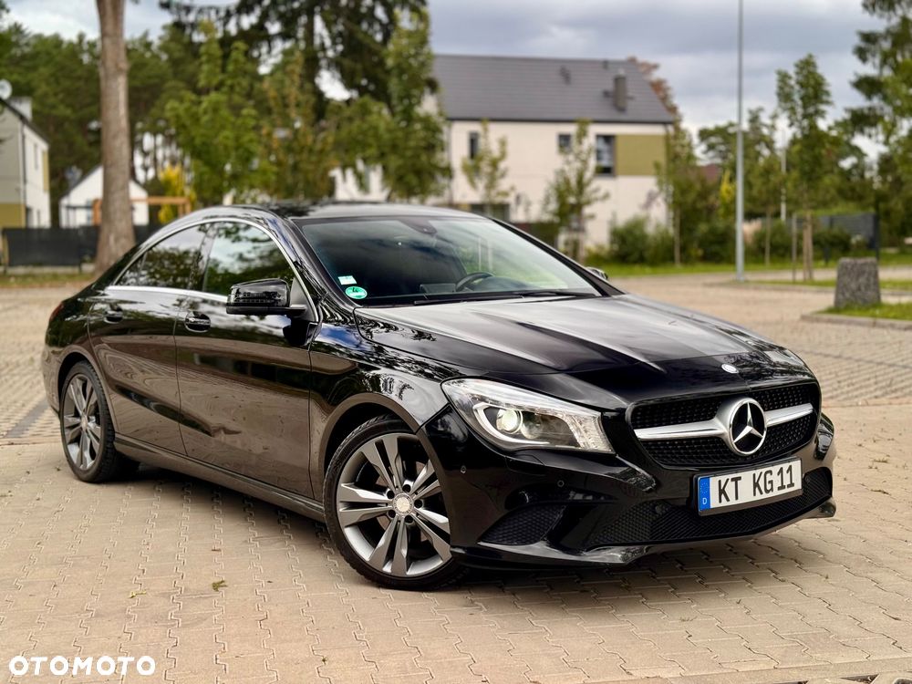 Mercedes-Benz CLA 200 AMG Line - 17