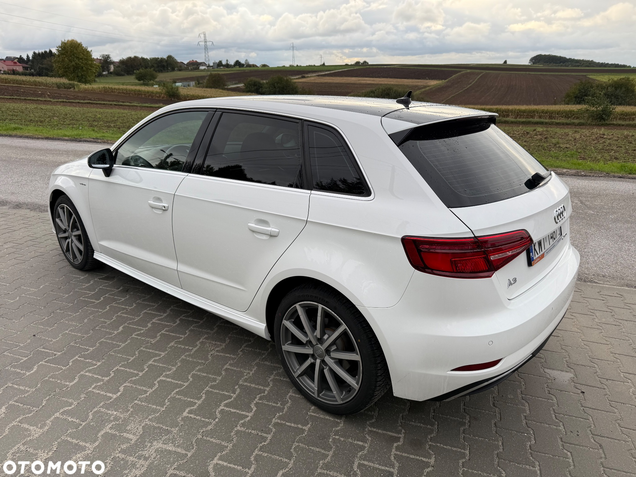 Audi A3 Sportback 1.4 TFSI e-tron S line Sportpaket - 8