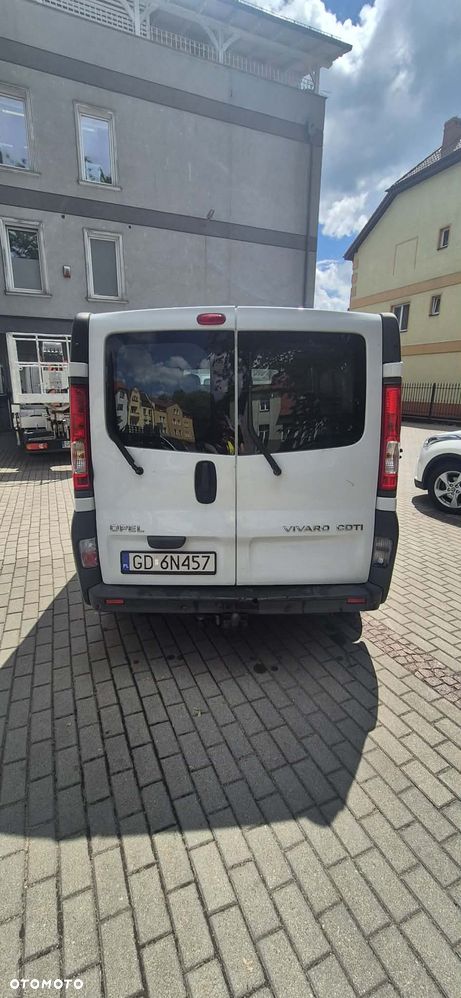 Opel Vivaro - 2