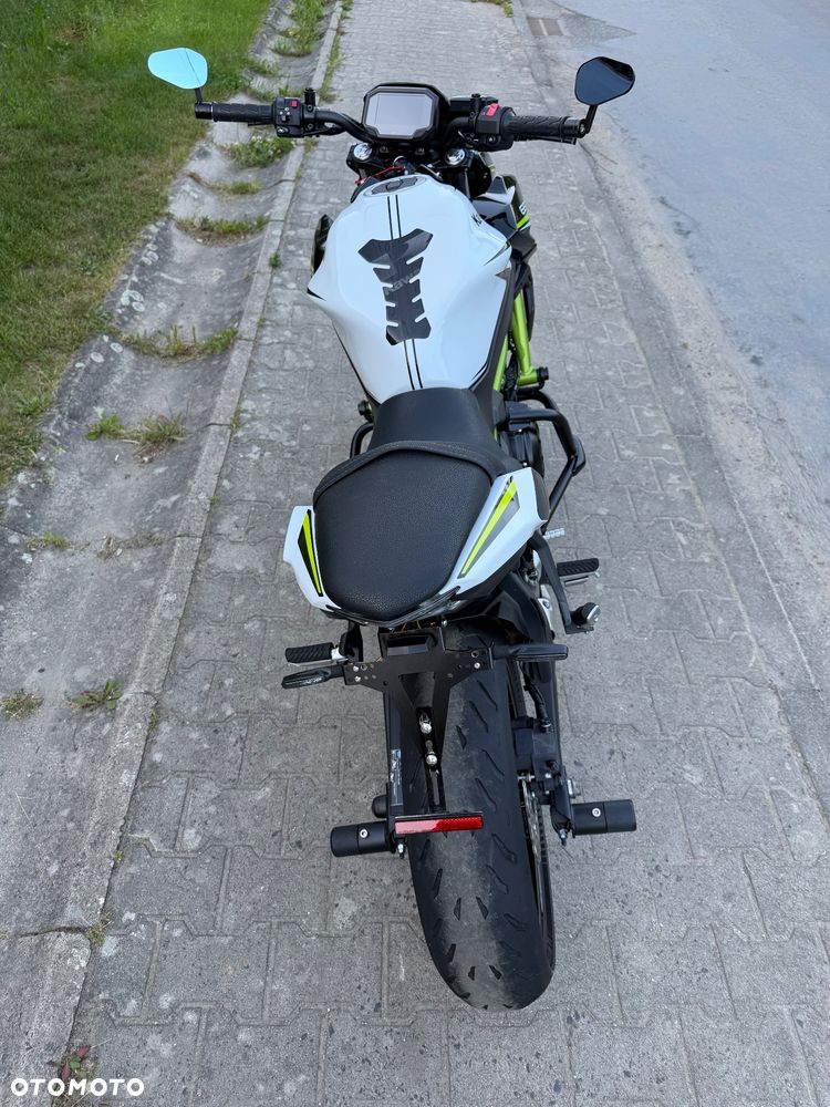 Kawasaki Z - 38