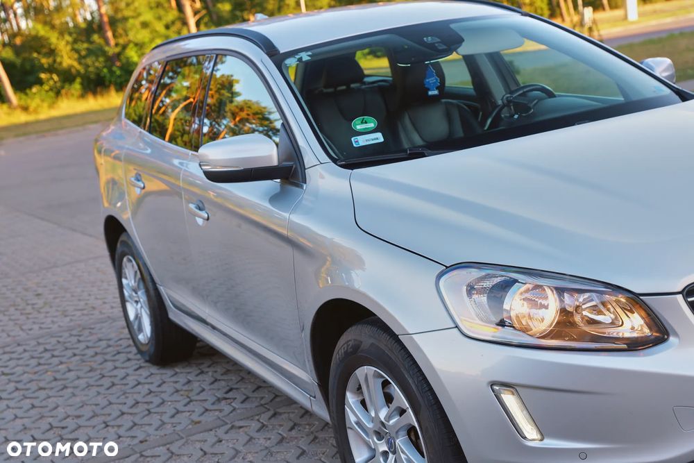 Volvo XC 60 D4 Momentum - 18