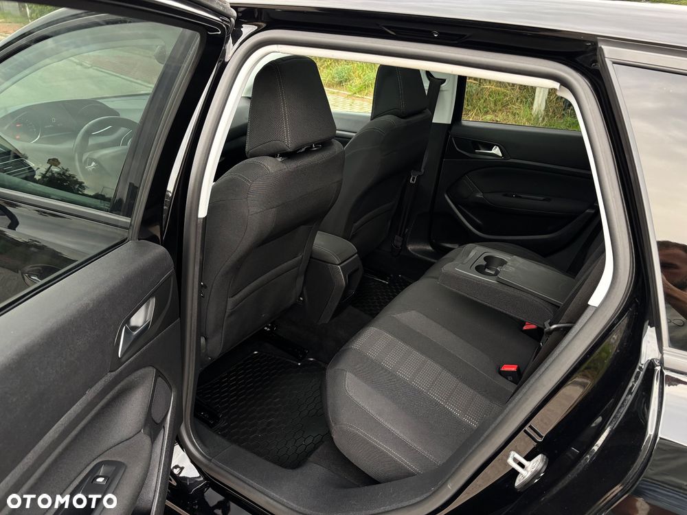 Peugeot 308 - 10