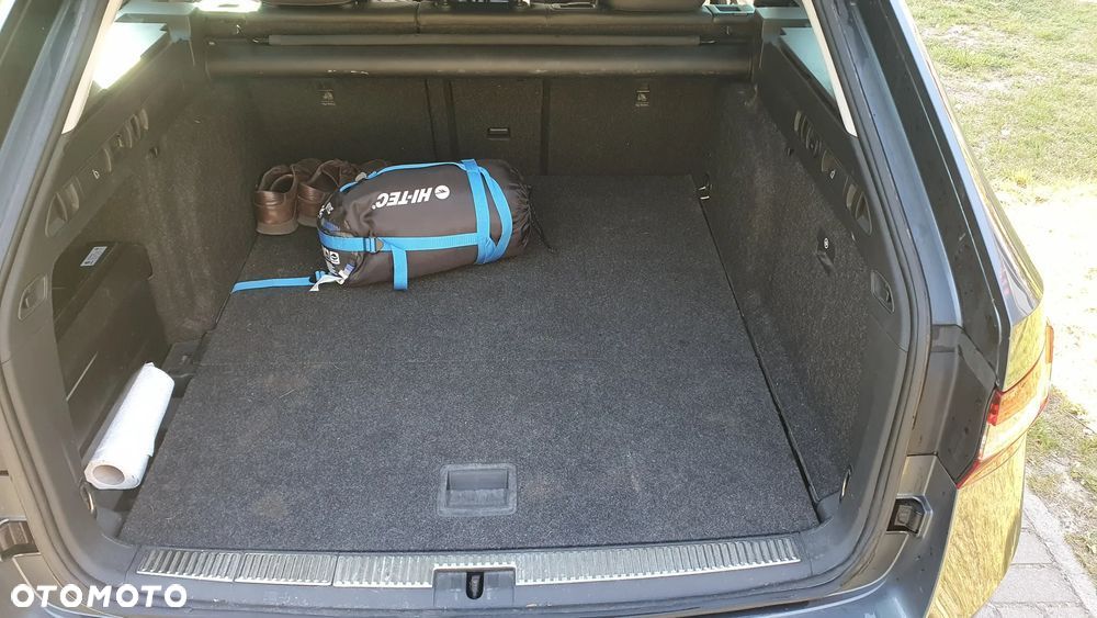 Skoda Superb 2.0 TDI L&K DSG - 12