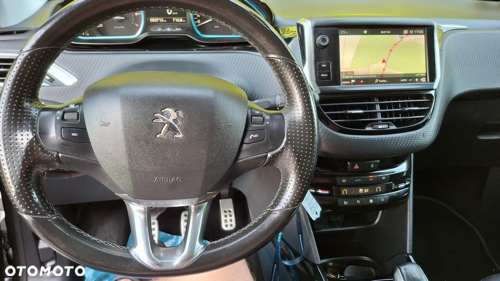 Peugeot 2008 1.2 Pure Tech GPF Crossway S&S - 23