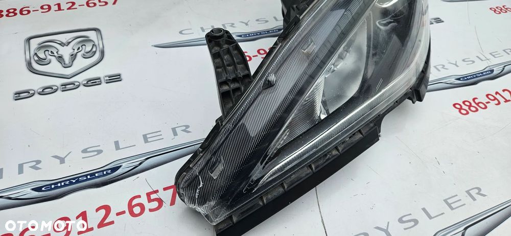 Chrysler Pacifica 2016- Reflektor Lewy Lampa Lewa 68370845AB  LED SOCZEWKA - 8
