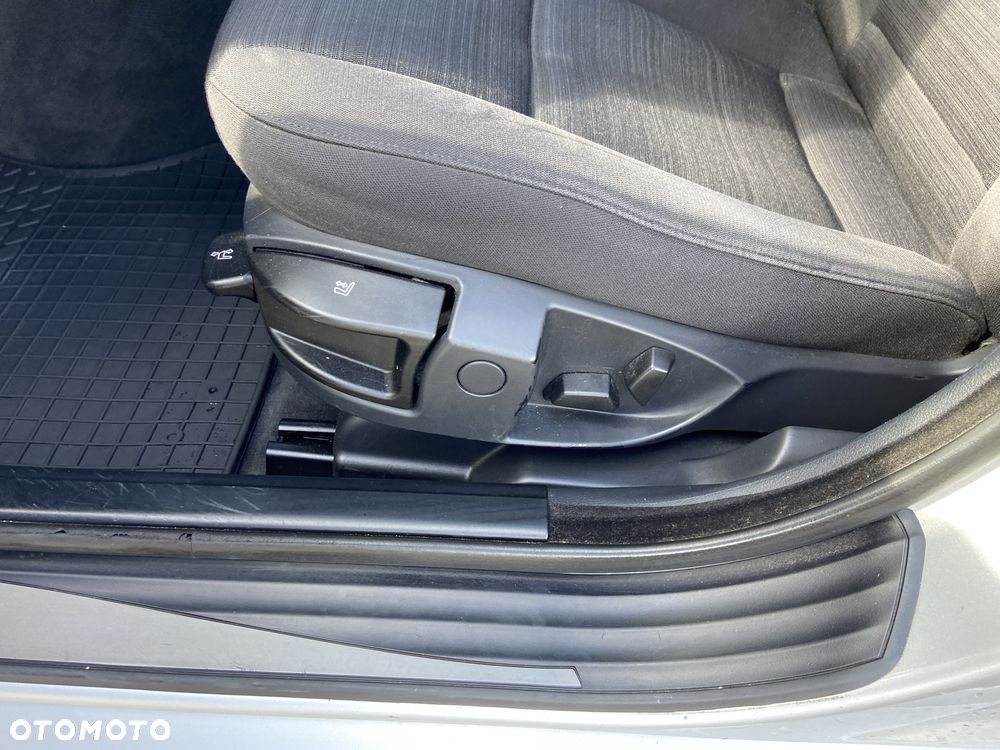 BMW Seria 5 - 22