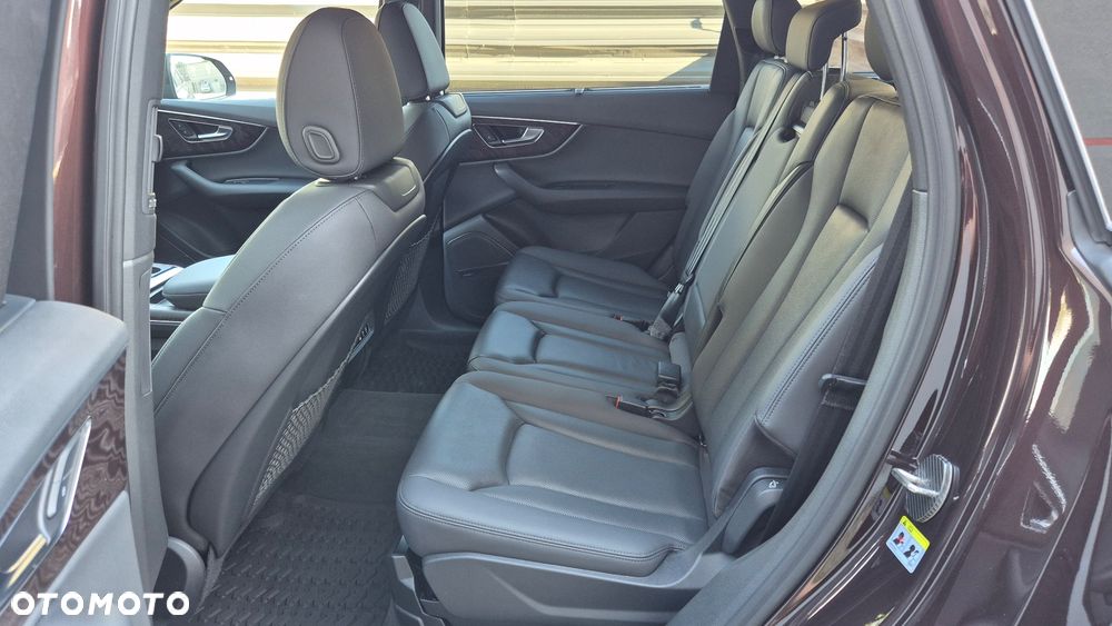 Audi Q7 55 TFSI mHEV Quattro Tiptr - 25