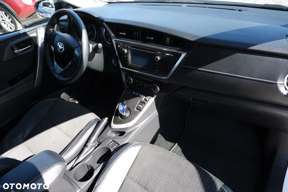 Toyota Auris - 4