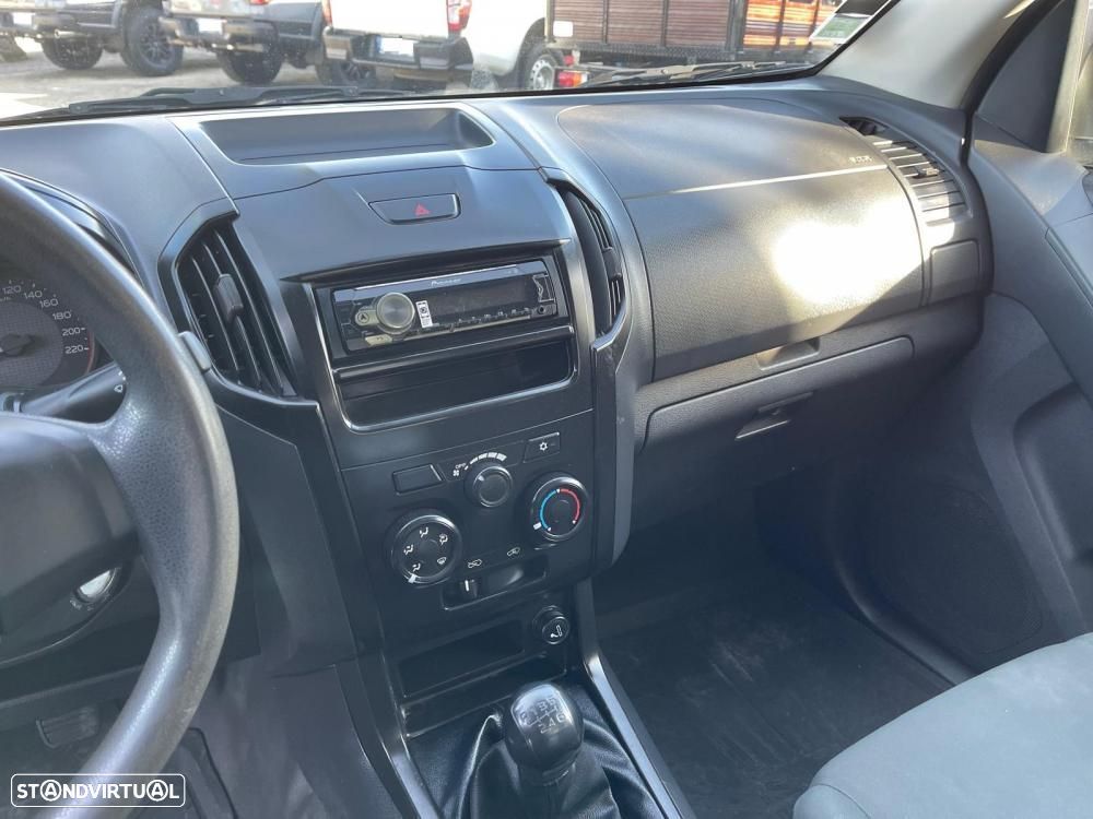 Isuzu D-Max D-MAX II 1.9 DDI (163CV) - 12