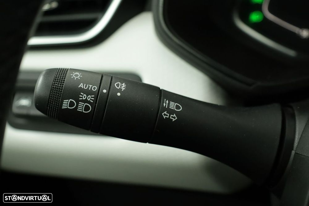 Renault Clio 1.0 TCe Techno CVT - 17