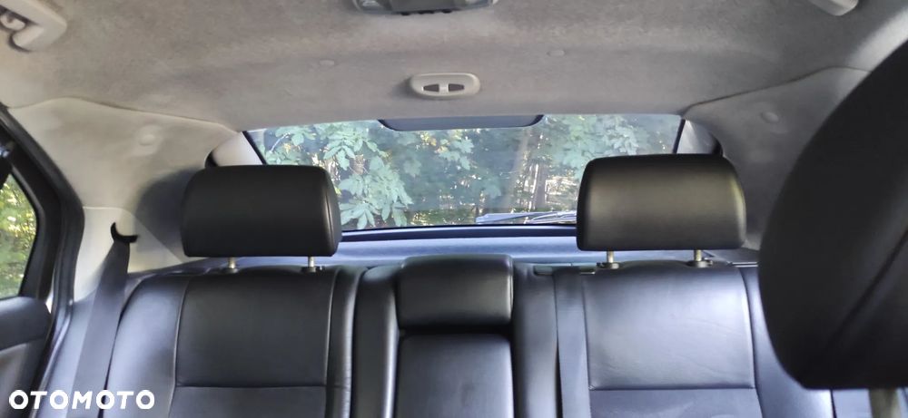 Ford Mondeo 1.8 Silver X - 21