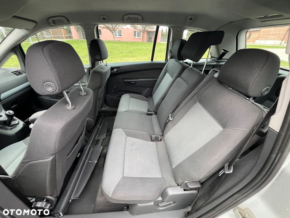 Opel Zafira 2.0 DTI Base - 7