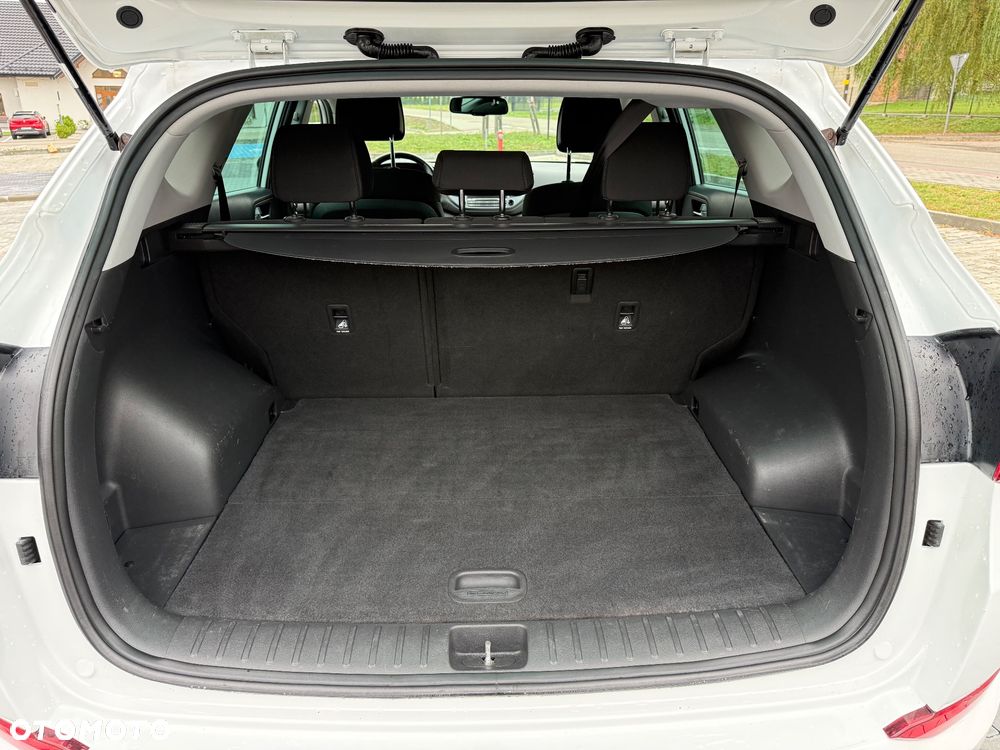Hyundai Tucson 1.7 CRDI BlueDrive Comfort 2WD - 31