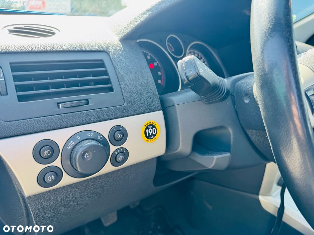 Opel Astra 1.6 - 7