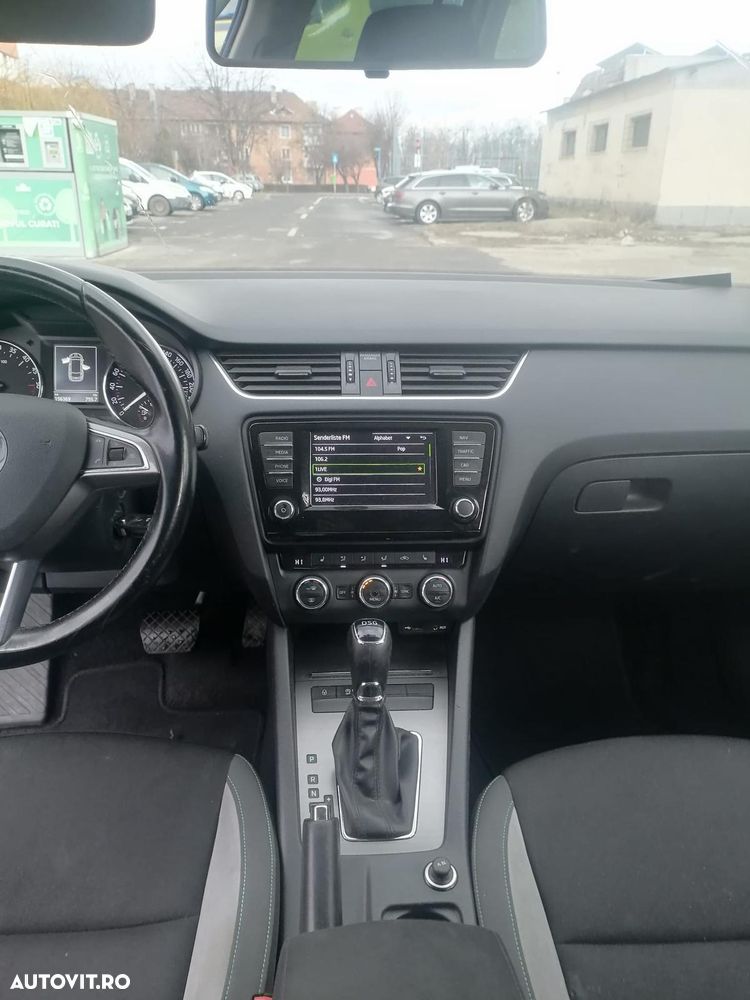 Skoda Octavia 2.0 TDI DSG Style - 14