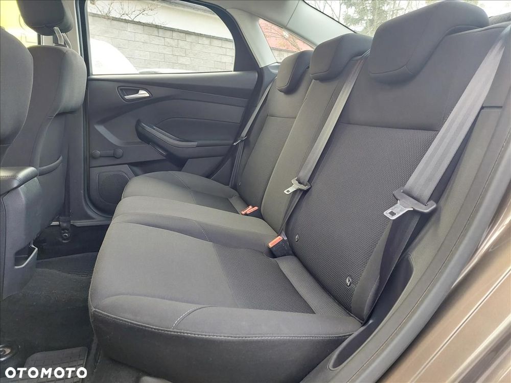 Ford Focus 1.6 Trend - 6