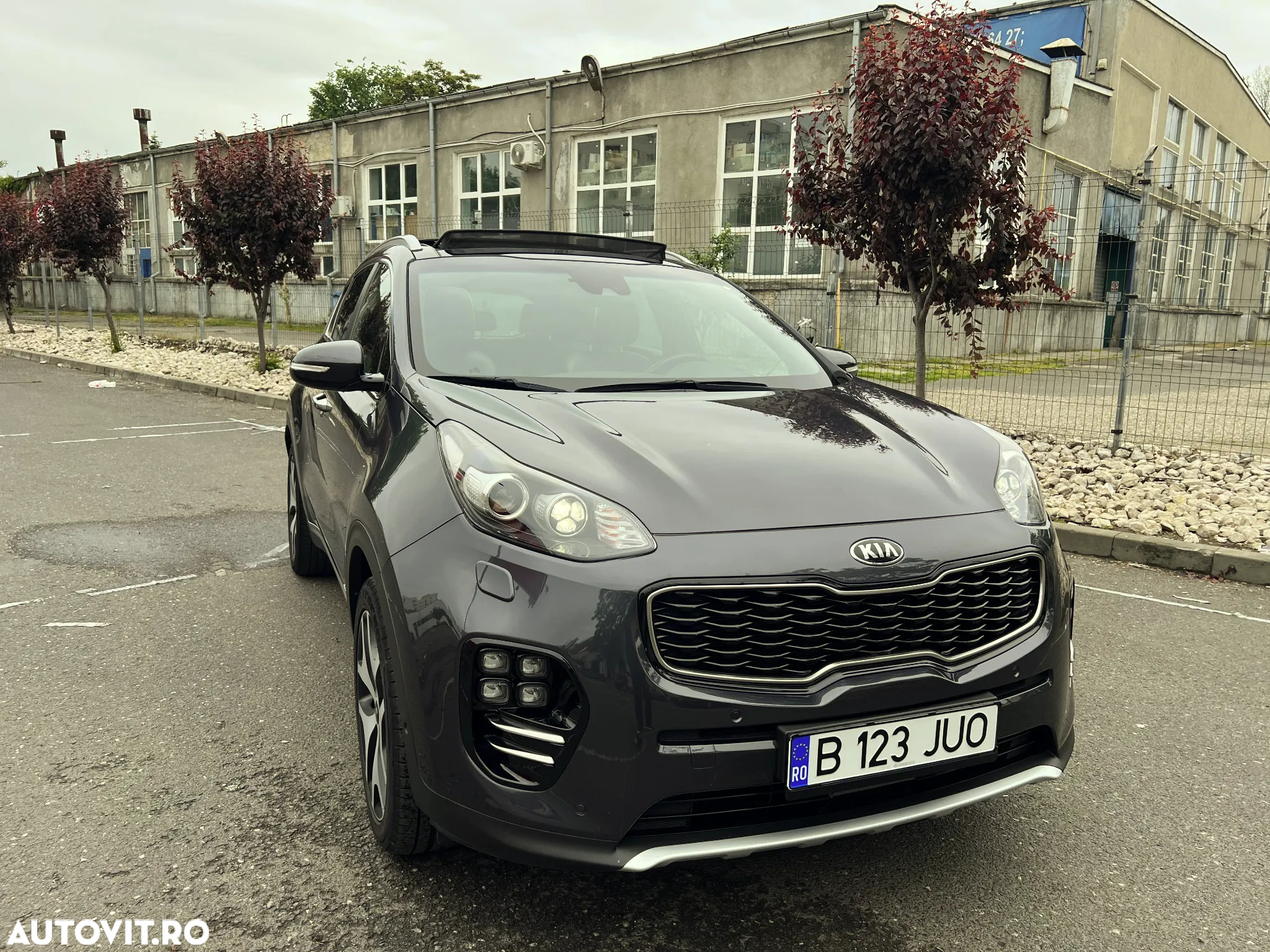 Kia Sportage 1.6 T-GDI AWD Aut. GT Line - 4