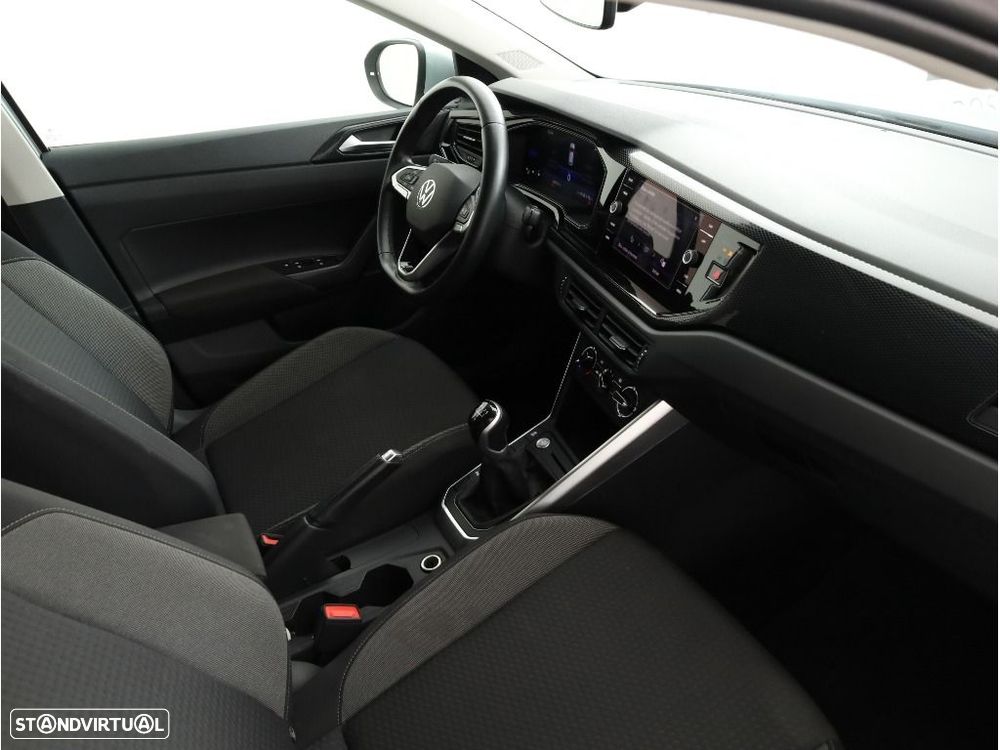 VW Taigo 1.0 TSI Urban - 14