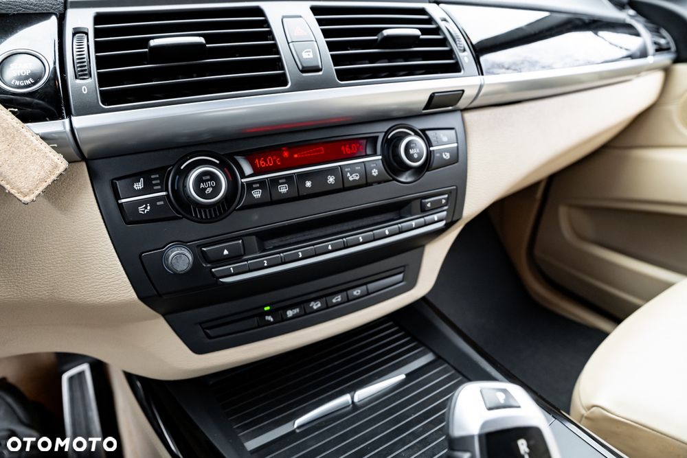 BMW X5 4.0d xDrive - 38