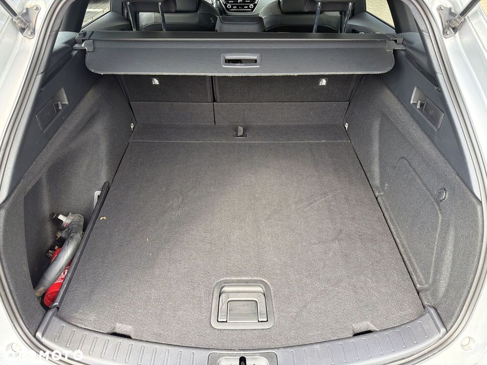 Toyota Corolla 2.0 Hybrid Comfort - 10