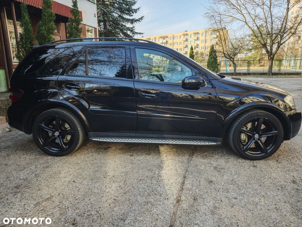 Mercedes-Benz ML 63 AMG 4Matic 7G-TRONIC - 4