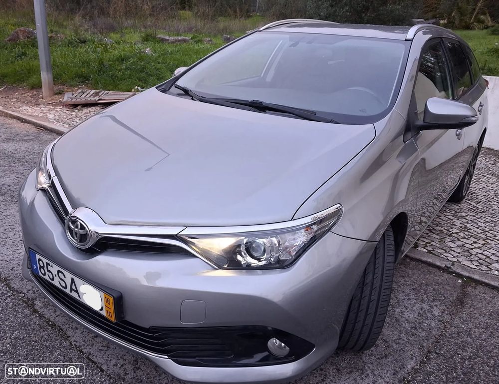 Toyota Auris Touring Sports 1.4 D-4D Comfort - 1