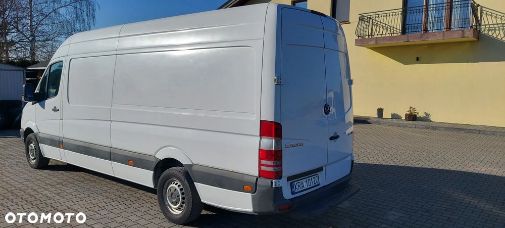 Mercedes-Benz Sprinter - 3