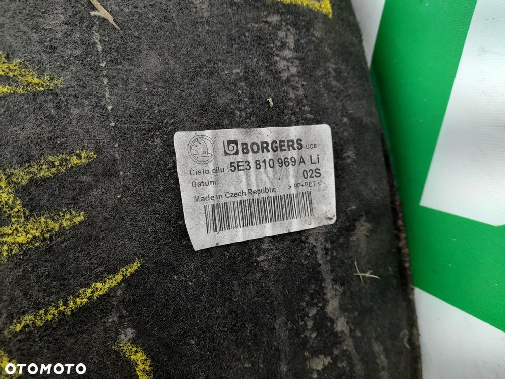 SKODA OCTAVIA IV NADKOLE PRAWY PRZÓD - 12