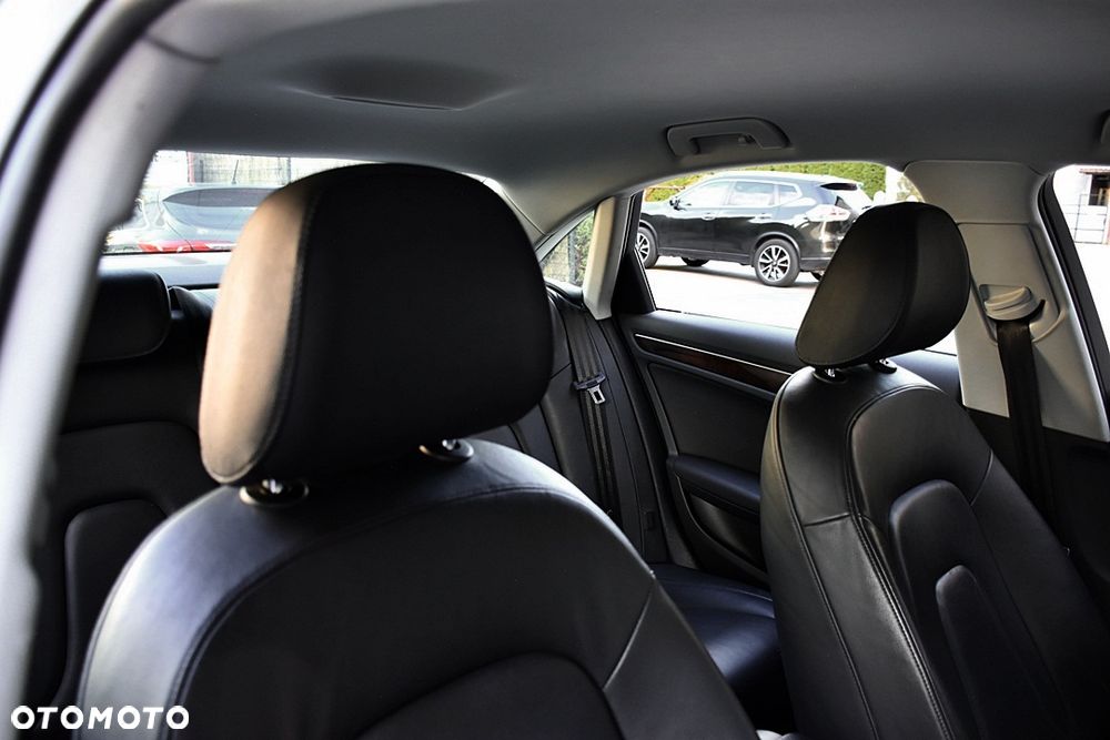 Audi A4 Limousine 1.8 TFSI Attraction - 35