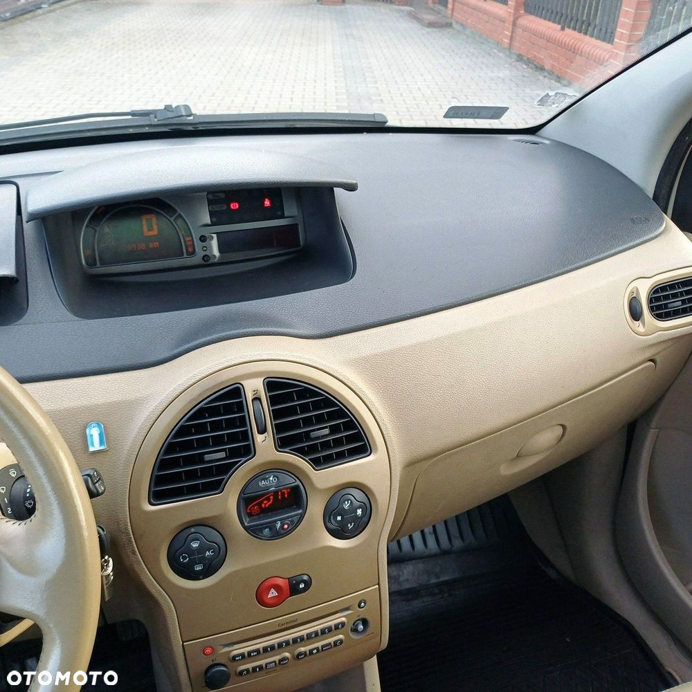 Renault Modus - 17
