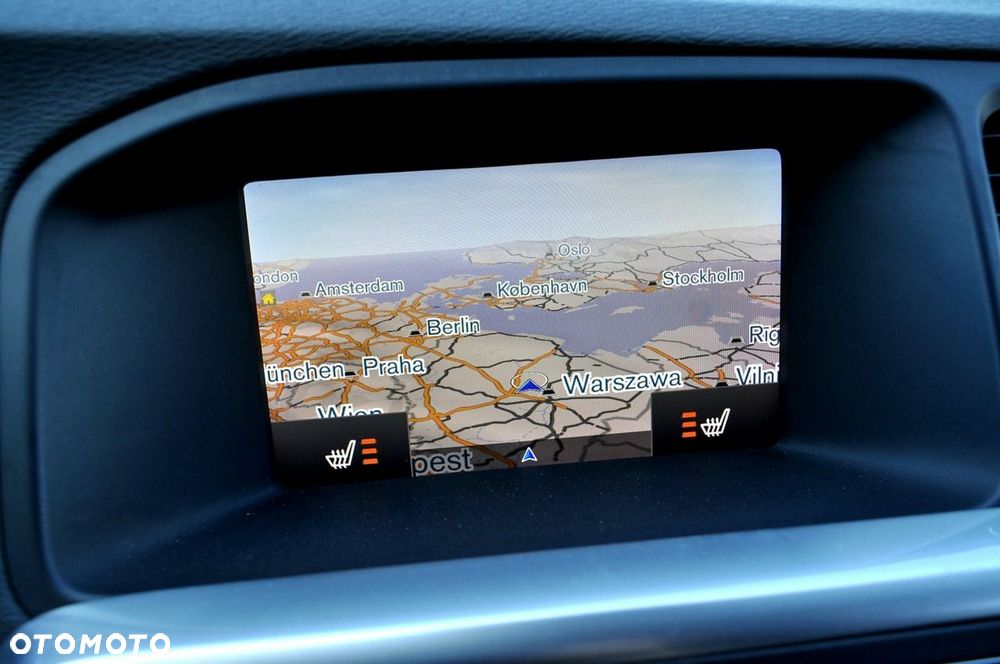 Volvo V60 D2 Drive-E Momentum - 35
