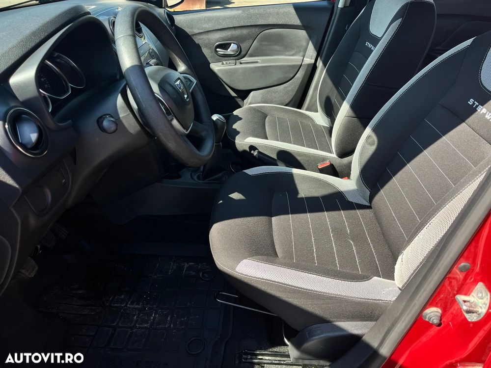 Dacia Sandero 0.9 Stepway - 11