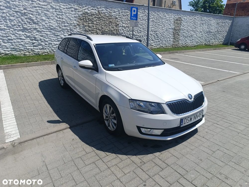 Skoda Octavia 1.6 TDI Ambition - 2