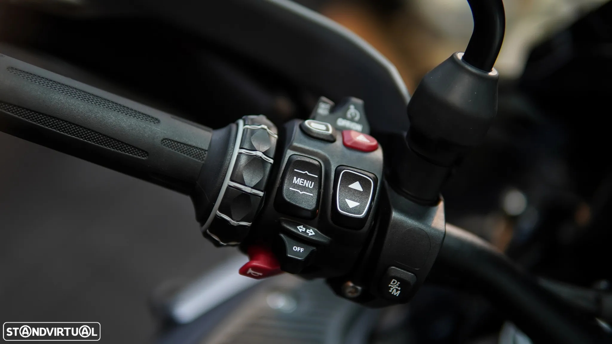 BMW R 1300 GS Adventure TRIPLE BLACK C/ AKRAPOVIC - 15