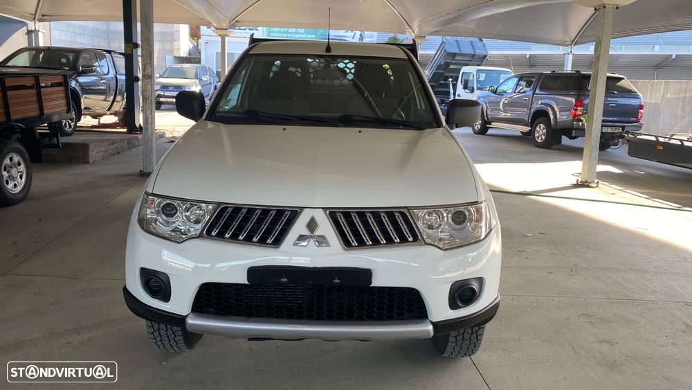 Mitsubishi L200 Pick Up 4x4 Invite Club Cab