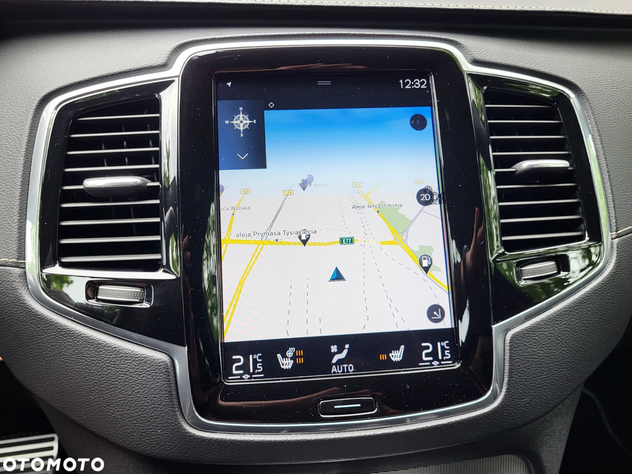 Volvo XC 90 D5 SCR AWD R-Design 7os - 12