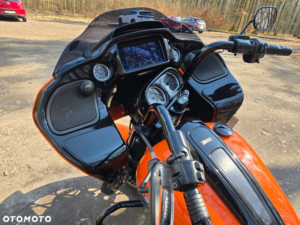 Harley-Davidson Touring Road Glide - 7