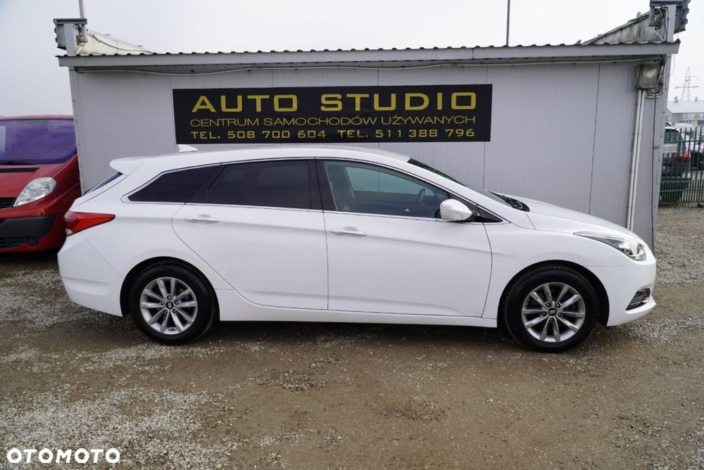 Hyundai i40 1.7 CRDi Comfort + - 34