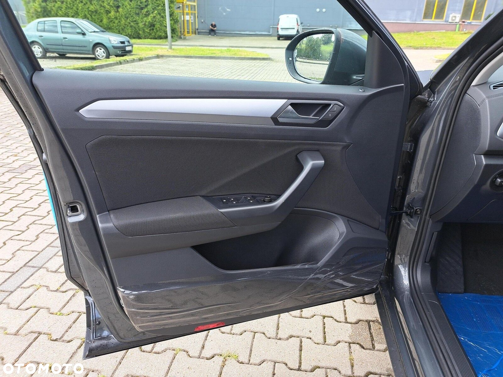 Volkswagen T-Roc 1.5 TSI Life Plus DSG - 10